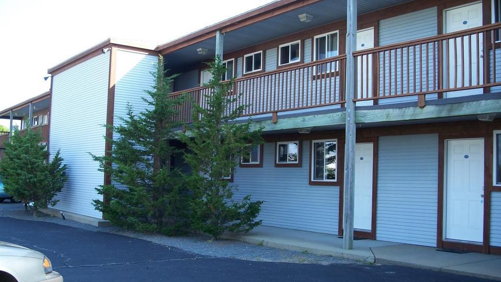 Blue Sea Motor Inn North Truro Exterior photo